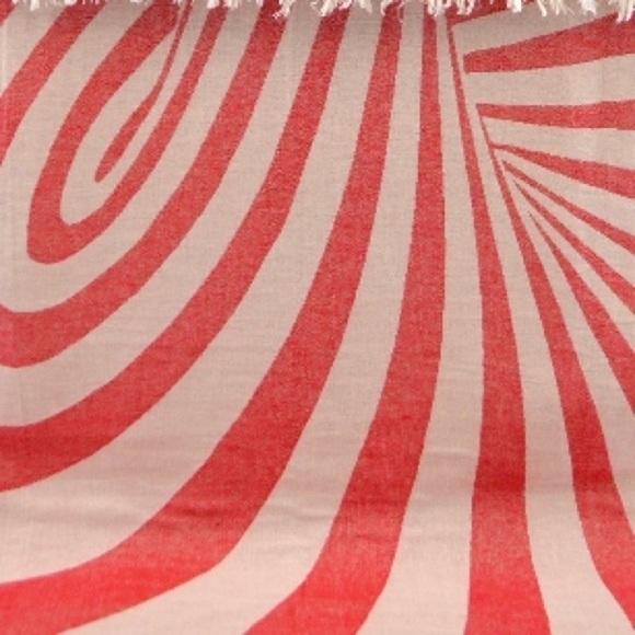 Wonderland 100% Organic Cotton with Eyelash Fringe Alice Red 2 Sides FLiPSiDE - Picture 7 of 10